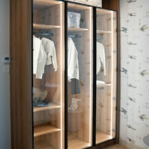 Small Wardrobe Removal Service in London