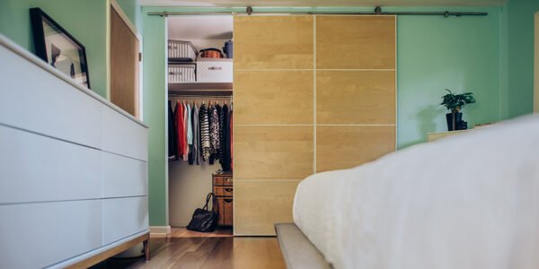 Large Wardrobe Removal Service in London